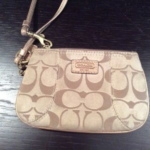 Coach wristlet wallet